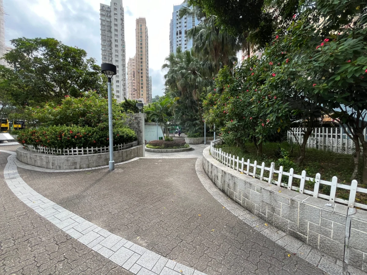 Hong Kong Man Sentenced to Four Weeks for Indecent Assault After Grabbing Woman’s Neck and Attempting to Kiss Her